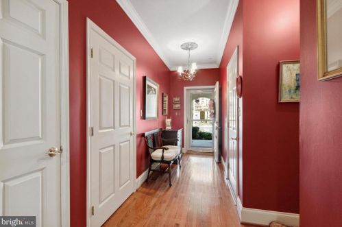 2467 Merri Claude Dr, Norristown, PA 19401-1878