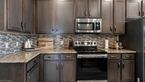 3411 4th St, Cape Coral FL  33993-0056 exterior