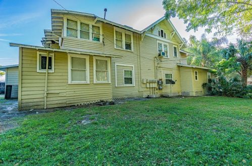 726 Lime St, Lakeland, FL 33801-5488