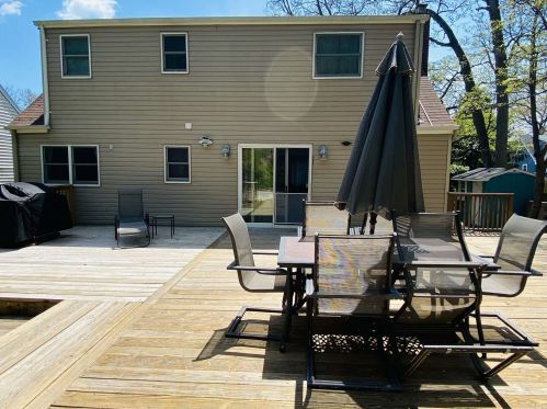 35 Lieper St, Huntington Station NY 11746-3836 exterior