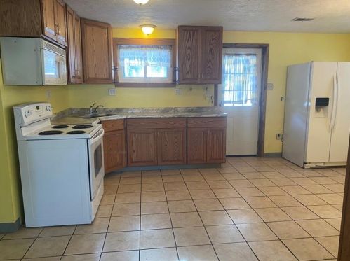 442 Dusty Trl, Claysville, PA 15323-1064