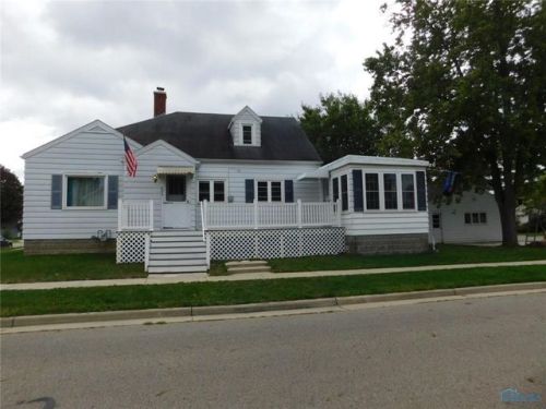 203 Union St, Archbold, OH 43502-1453