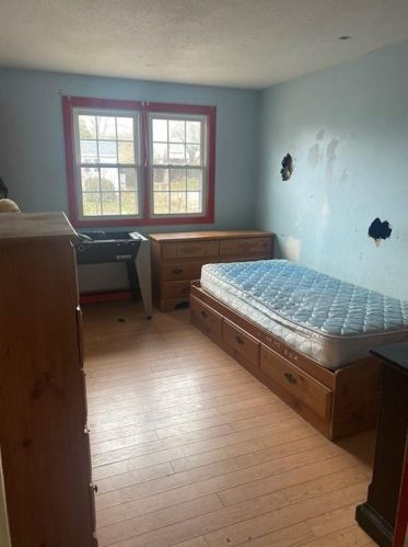 28 Azalea Rd, South Kingstown RI  02882-2531 exterior
