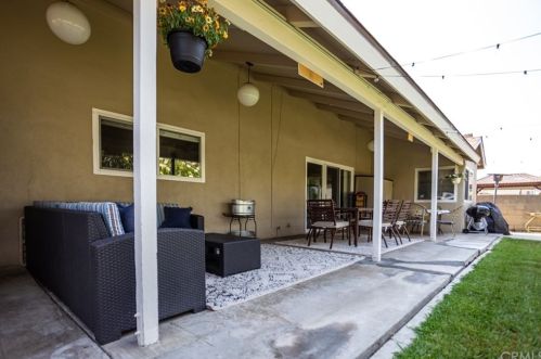 11801 La Serna Dr, Whittier CA  90604-3250 exterior