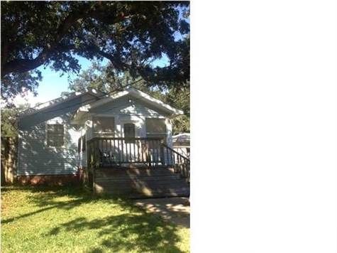 210 Oak Ave, Pensacola, FL 32507-3266