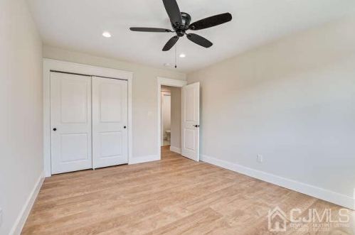 204 Grove Ave, Woodbridge NJ  07095-2337 exterior