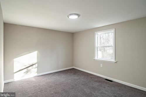 160 Metka Rd, Collegeville PA  19473-1632 exterior