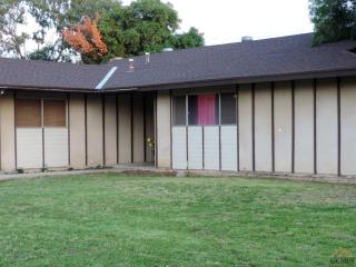 4001 Glenbrook Ave, Bakersfield, CA 93306-2217