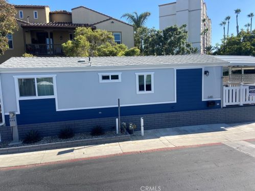 80 Huntington St, Huntington Beach CA  92648-5334 exterior