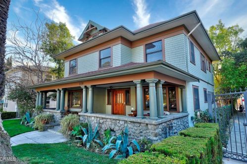 329 Kenwood St, Glendale, CA 91206-3545