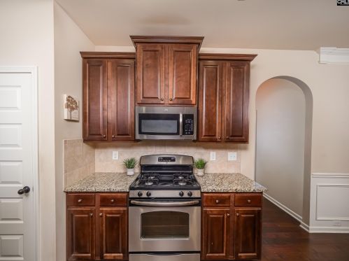 406 Ashburton Ln, Cayce-West Columbia SC  29170-3866 exterior