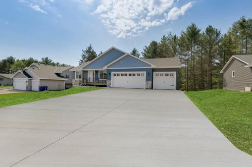 1349 Green Tree Dr, Saint Croix Falls, WI 54024-8348