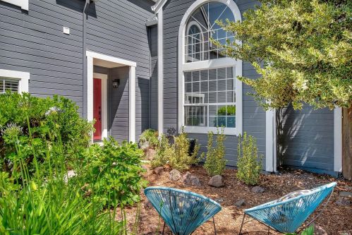 2123 Crosspoint Ave, Santa Rosa, CA 95403-7932