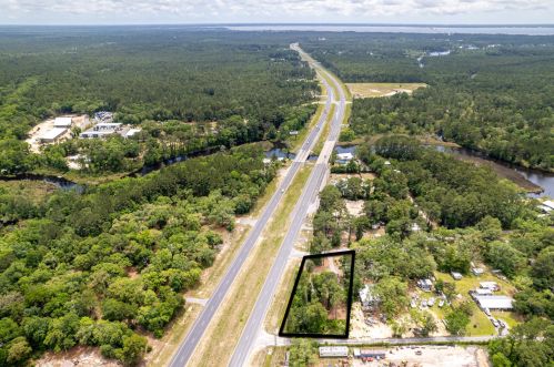 30 Lowery Rd, Freeport FL  32439-4220 exterior