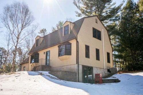 367 Forest Ln, Glastonbury, CT 06033-3921