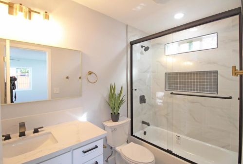 4542 Palm Ave, La Mesa CA  91941-5586 exterior