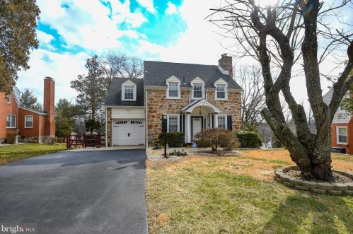 56 Burnside Ave, Norristown, PA 19403-3053