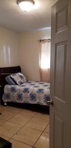 6801 21st St, Hollywood FL  33023-2711 exterior