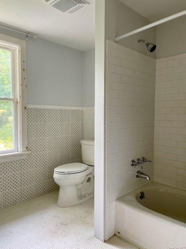 1556 Shandelee Rd, Lew Beach NY  12758-7534 exterior
