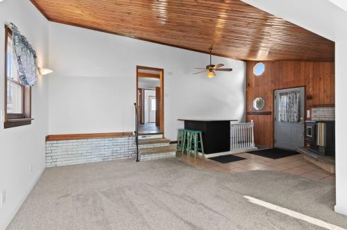 341 Grandview Ave, Menasha WI  54952-2225 exterior