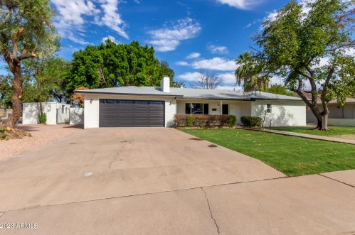 145 Fraser Dr, Mesa, AZ 85203-8807