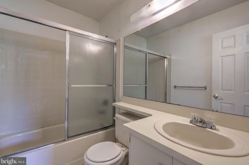 55 Quince Ct, Lawrence Township NJ  08648-4803 exterior