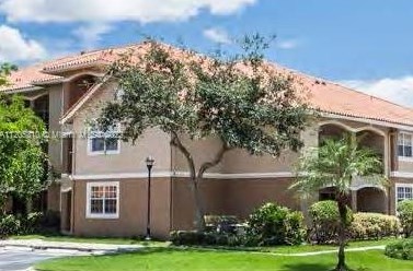 11600 2nd St, Hollywood, FL 18205-4905