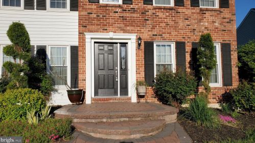 237 Bridge Rd, Boothwyn, PA 19061-2925