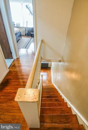 6503 Guyer Ave, Philadelphia PA 19142-2808 exterior