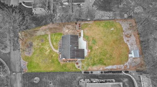 3240 Apache Rd, Pittsburgh, PA 15241-1141