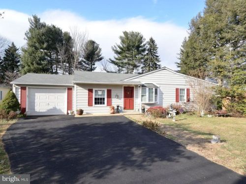 309 Belmont Dr, Leesburg, VA 20175-3508