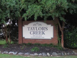 175 Redfish Dr, Fayetteville NC  28306-7979 exterior