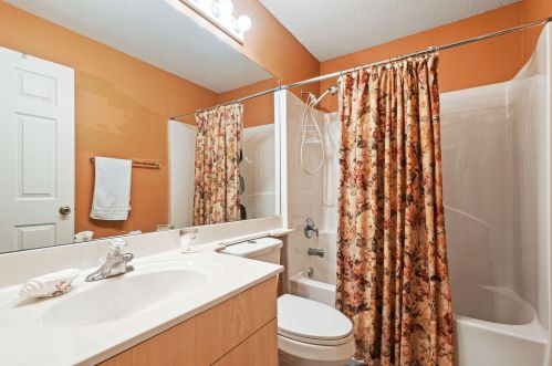 187 Camino Del Rio, Fort Pierce FL  34952-7931 exterior