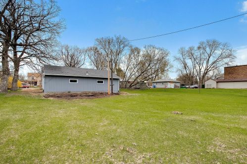 805 3rd St, Princeton MN  55371-1513 exterior