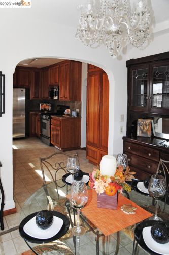 16497 Kent Ave, San Lorenzo, CA 94580-1230