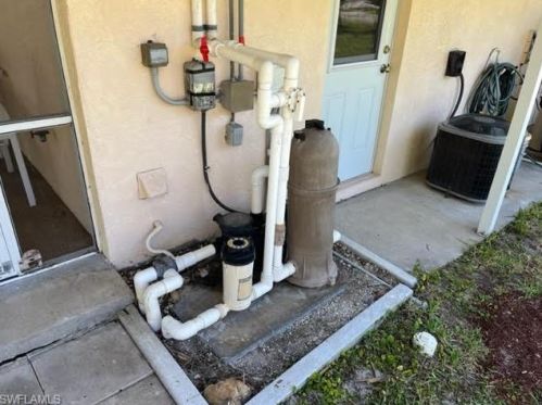 3103 6 St, Lehigh Acres FL 33976-2570 exterior