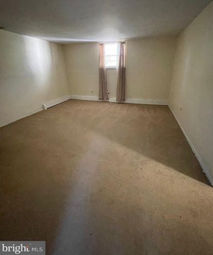 957 Powderhorn Dr, Lansdale PA  19446-5530 exterior