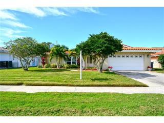 10444 Majestic Dr, Largo, FL 33774-5032
