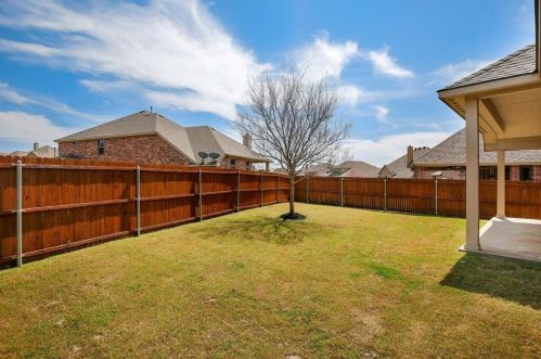 2926 Morning Star Dr, Oak Point TX 75068-7825 exterior