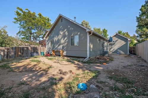 4931 Rifle Ct, Denver CO  80015-2031 exterior