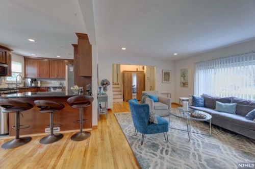 3 Grover Ter, Ridgewood NJ  07452-3516 exterior