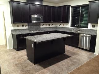 31599 Blossom Hill Ct, Murrieta CA  92563-3328 exterior