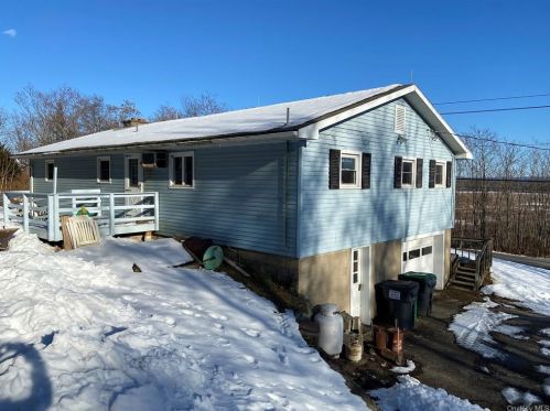 355 Lower Rd, Westtown, NY 10998-4112