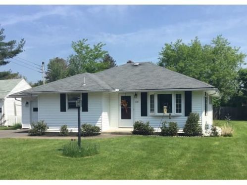 23 Ritchie Rd, Binghamton, NY 13901-1533
