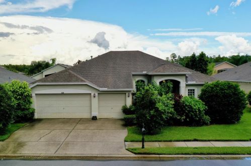 2501 Brinley Dr, New Port Richey, FL 34655-5165