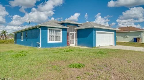 2814 34th St, Lehigh Acres, FL 33976-4583