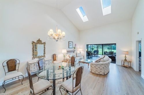 182 Bears Paw Trl, Naples, FL 34105-3132