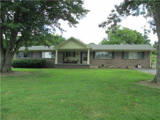 1180 Holloway Rd, Lebanon, TN 37090-8818