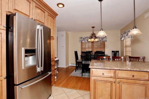 27 Larkin Ln, Garnerville NY  10923-1536 exterior