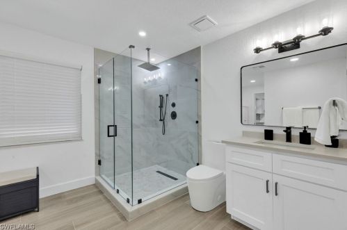 852 Rabbit Rd, Sanibel FL  33957-3018 exterior